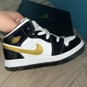 Jordan 1 Mid SE (Toddler)